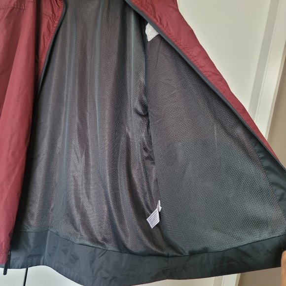 1Landsdale Pennsylvania Windbreaker Jacket Size XL in Maroon and Gray - Picture 8 of 12
